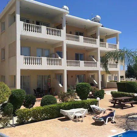 فندق Diana Gardens بافوس