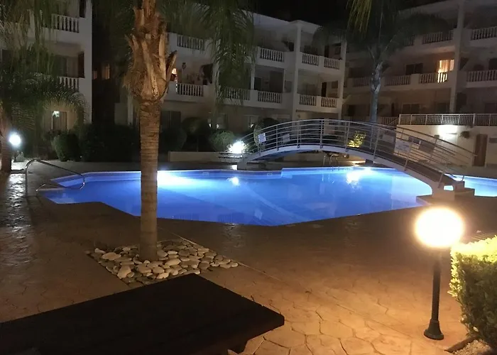 Hotel Diana Gardens *